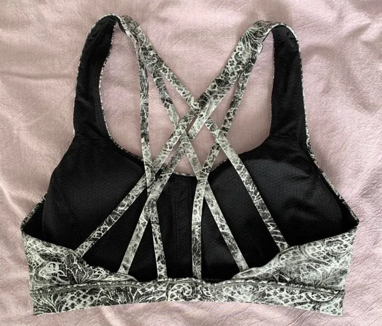 Lululemon  Free To Be Serene Bra - Image 5