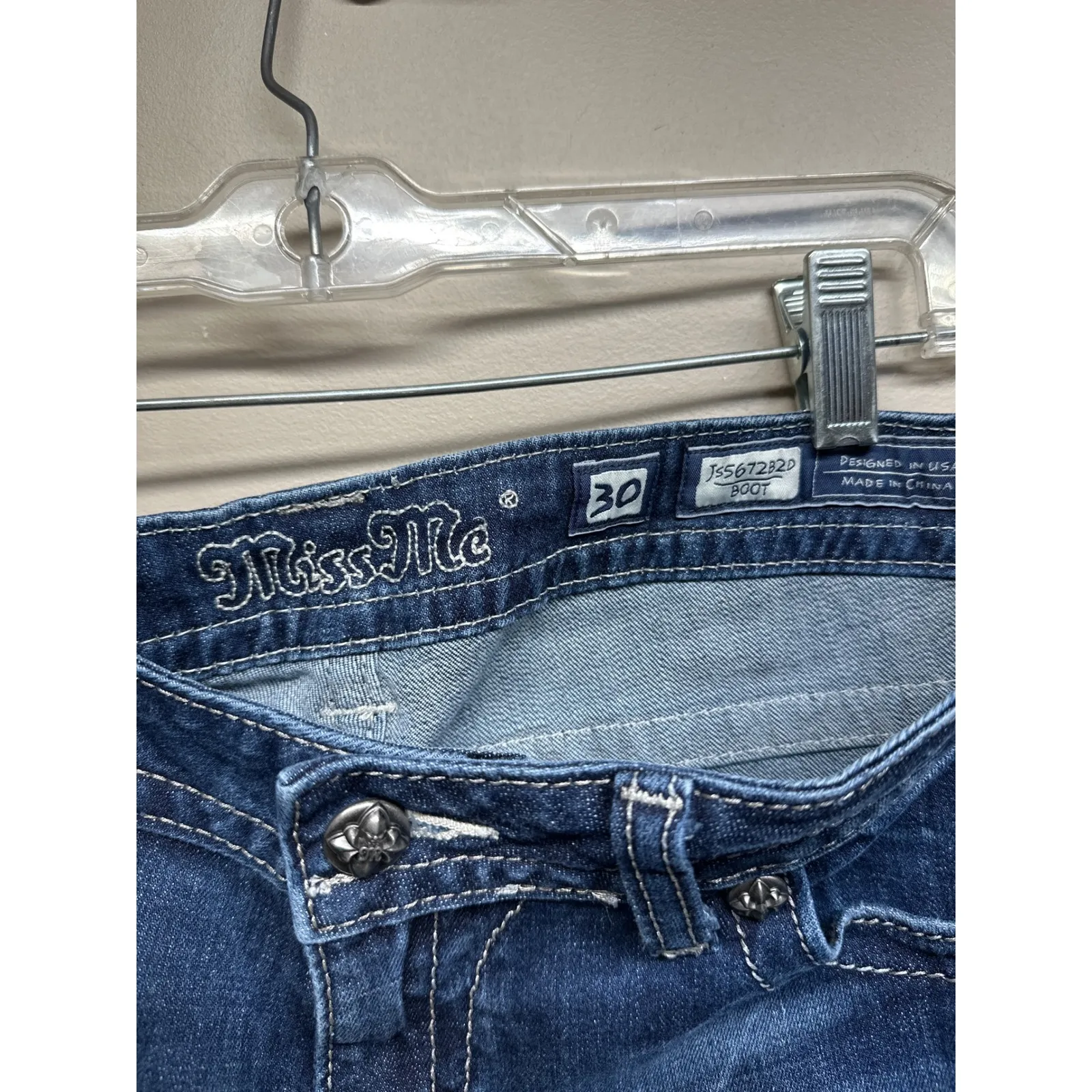 Miss Me Women's Size 30 Capri Jeans Embellished Pockets Blue Denim - Image 7