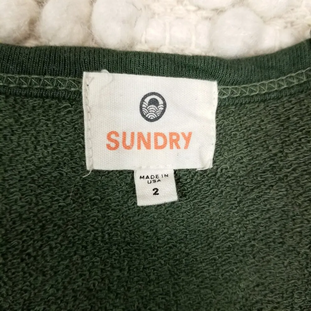 Sundry Heart Print Green White Sweatshirt Sz 2 - Image 7