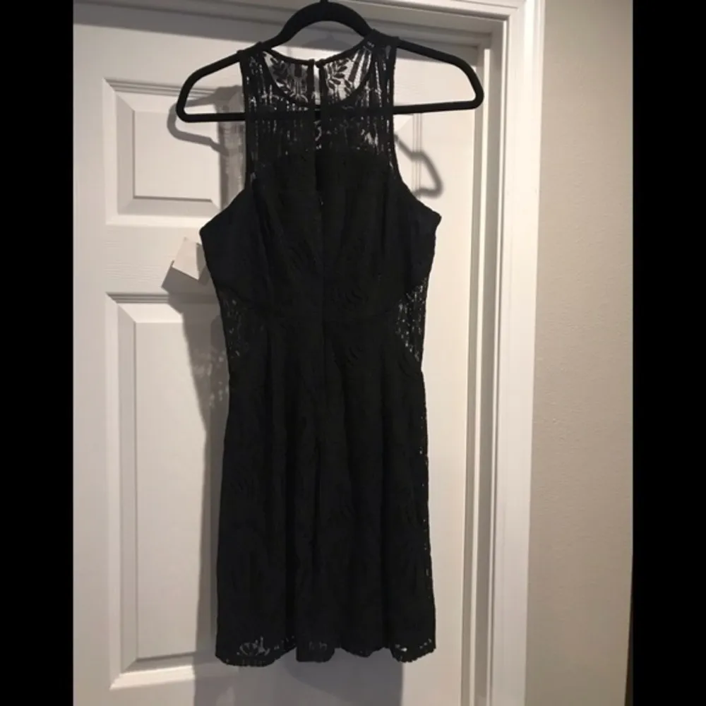 NSR lace halter dress. Black - Image 3