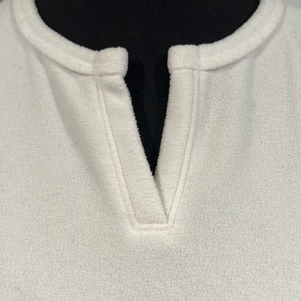 The north face fleece long sleeve top‎ . Size M - Image 2