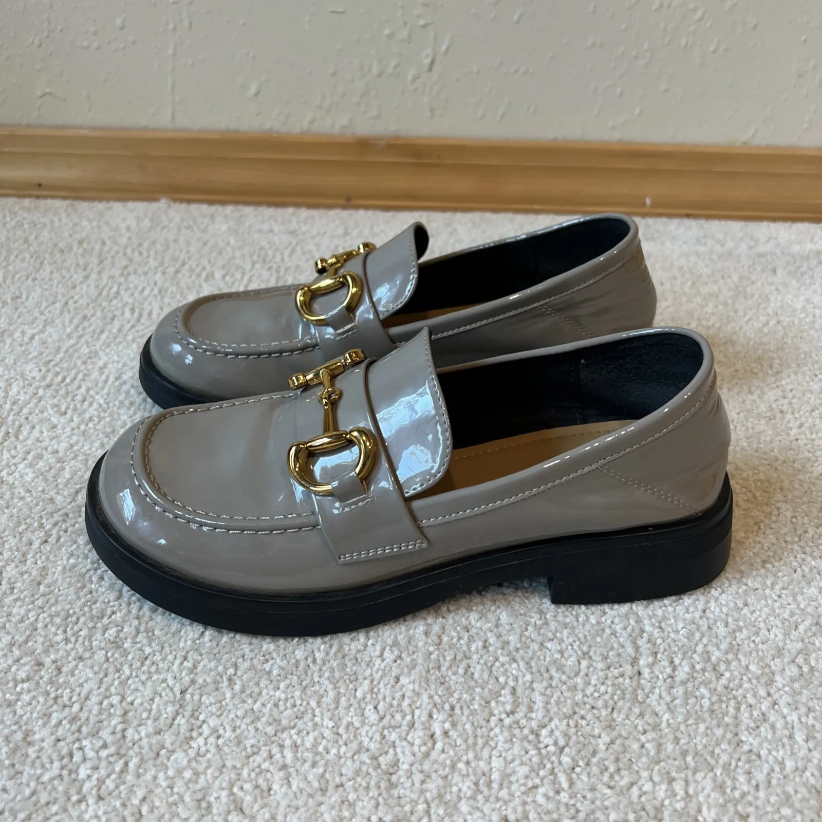Christine‎ Shell Paris Gray Patent Loafers Size 36 Horse Bit Designer Y2K - Image 3