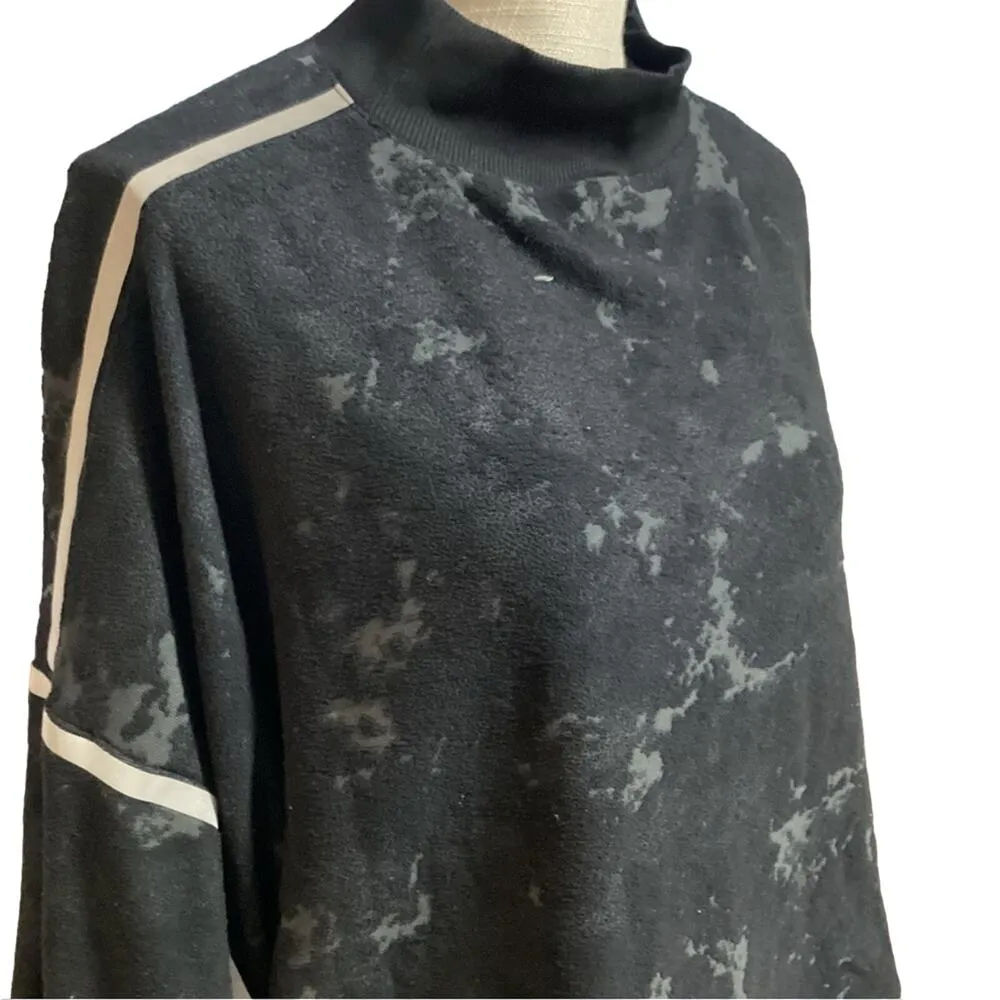 Nike  Cropped Pullover - Image 4