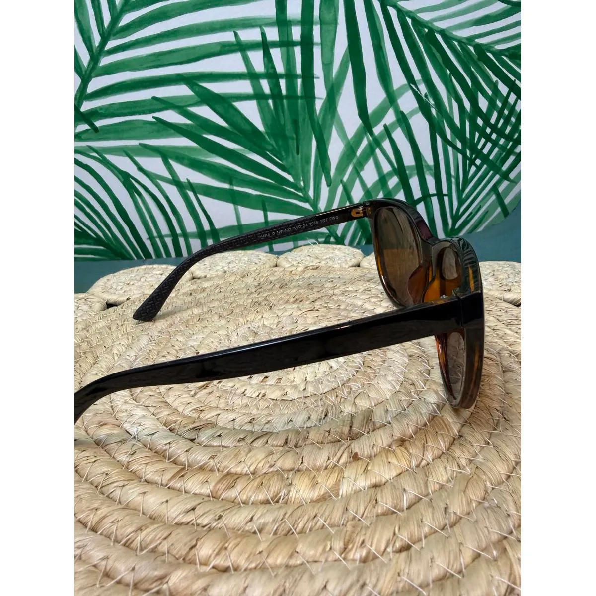 Foster Grant Women's Brown Tortoise Shell Sunglasses - Image 7