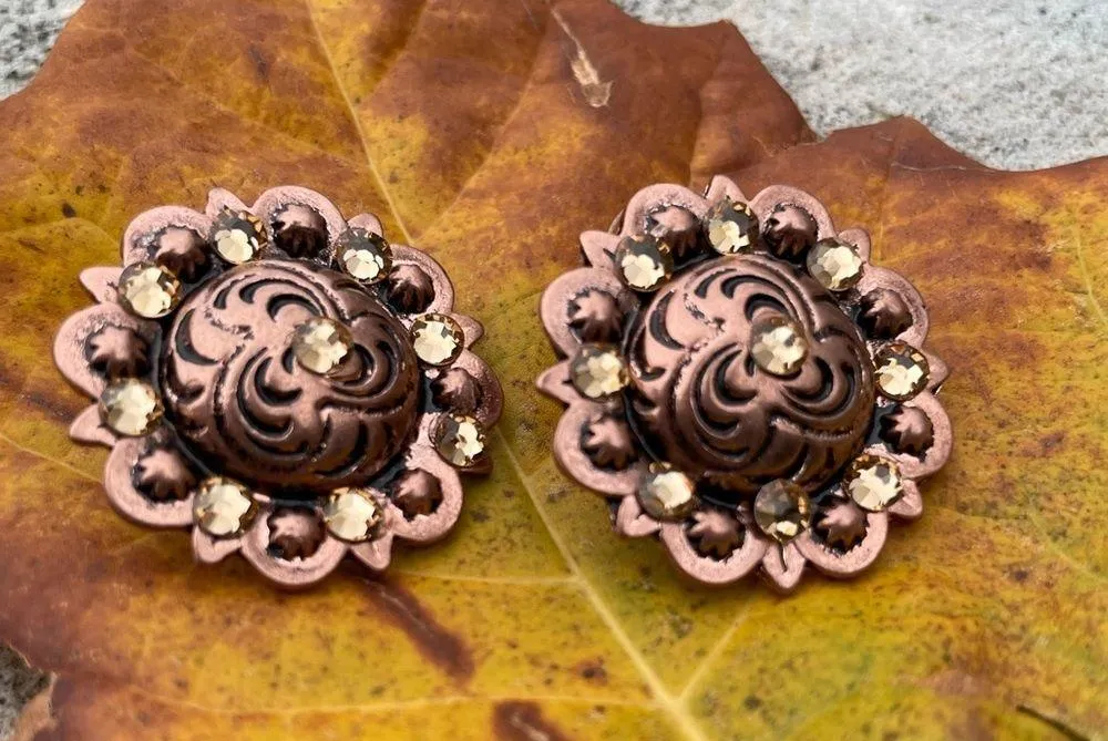 Copper engraved metal post earrings with topaz Swarovski crystals. Lightweight - Image 2