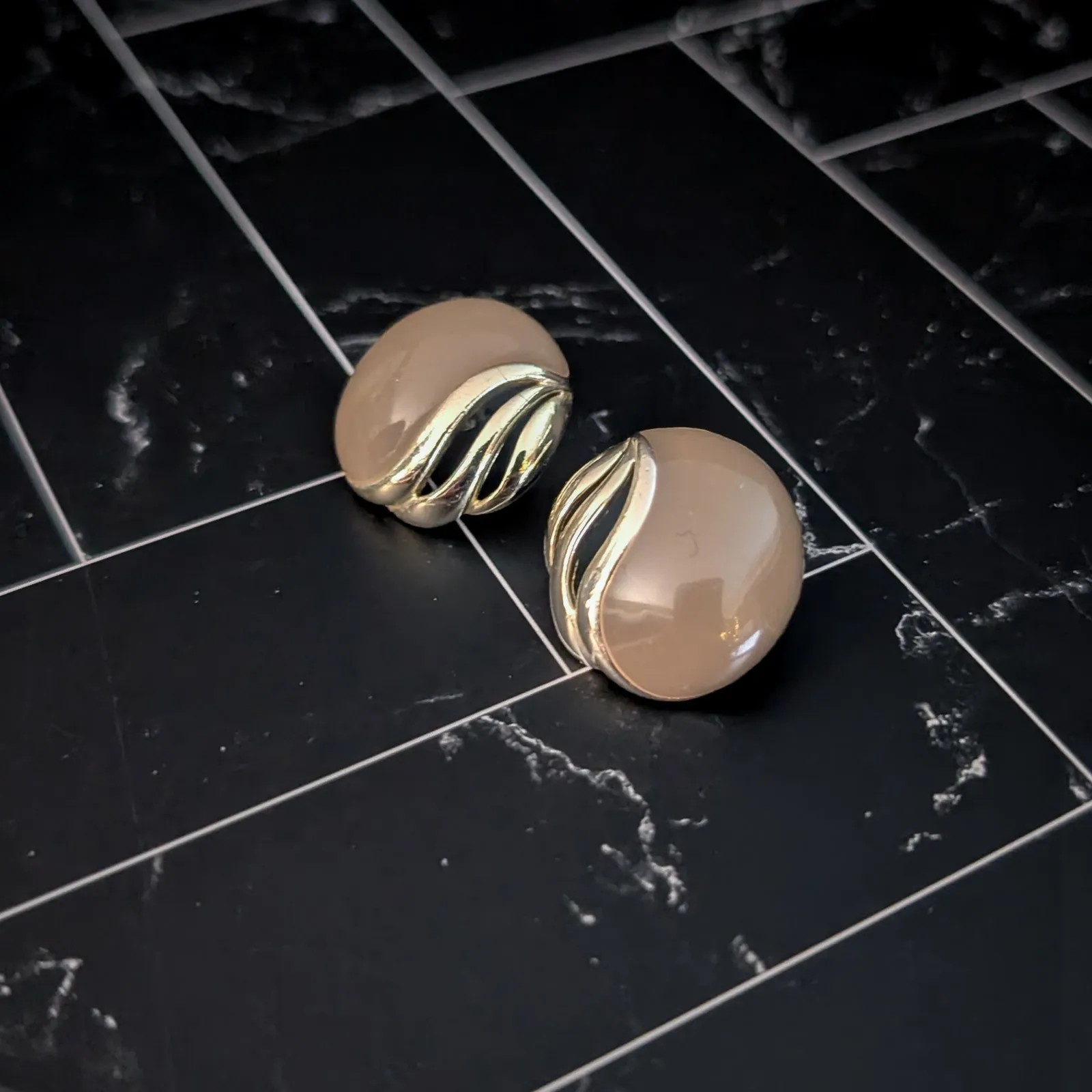 Vintage Stud Earrings Muted Brown & Gold Tone - Image 3