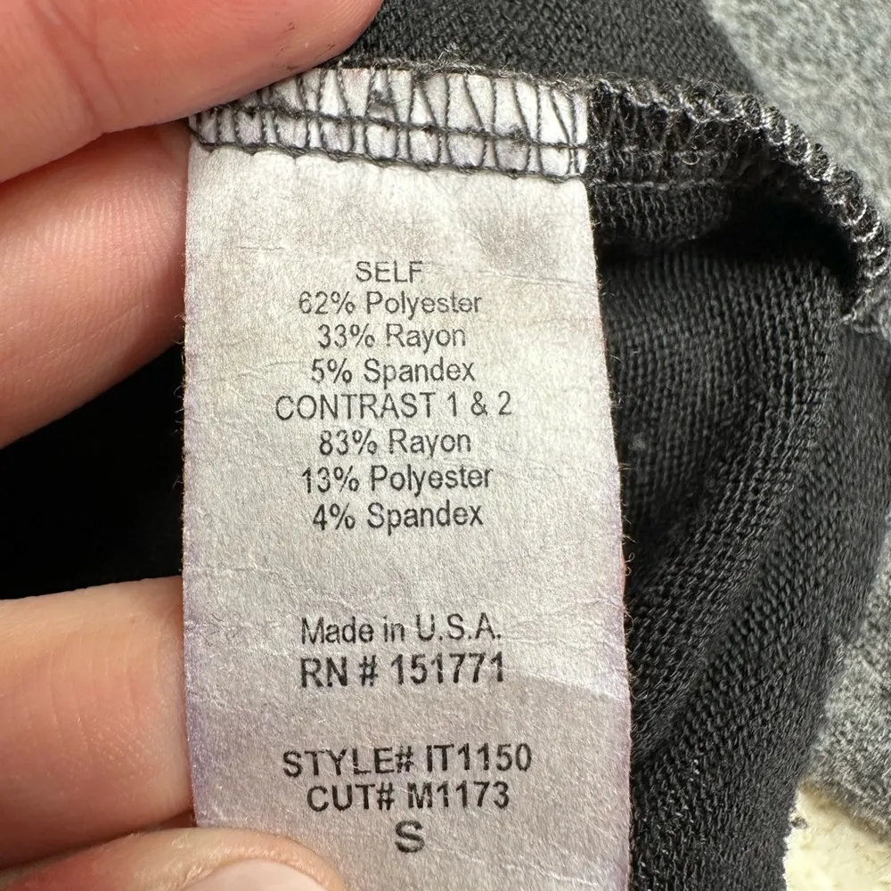 Le Lis Gray Asymmetrical Fitted Long Sleeve Top - Image 5