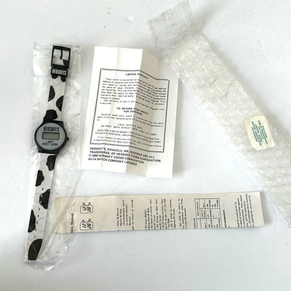 Vintage 80’s Hersheys How now cow watch Black - Image 2