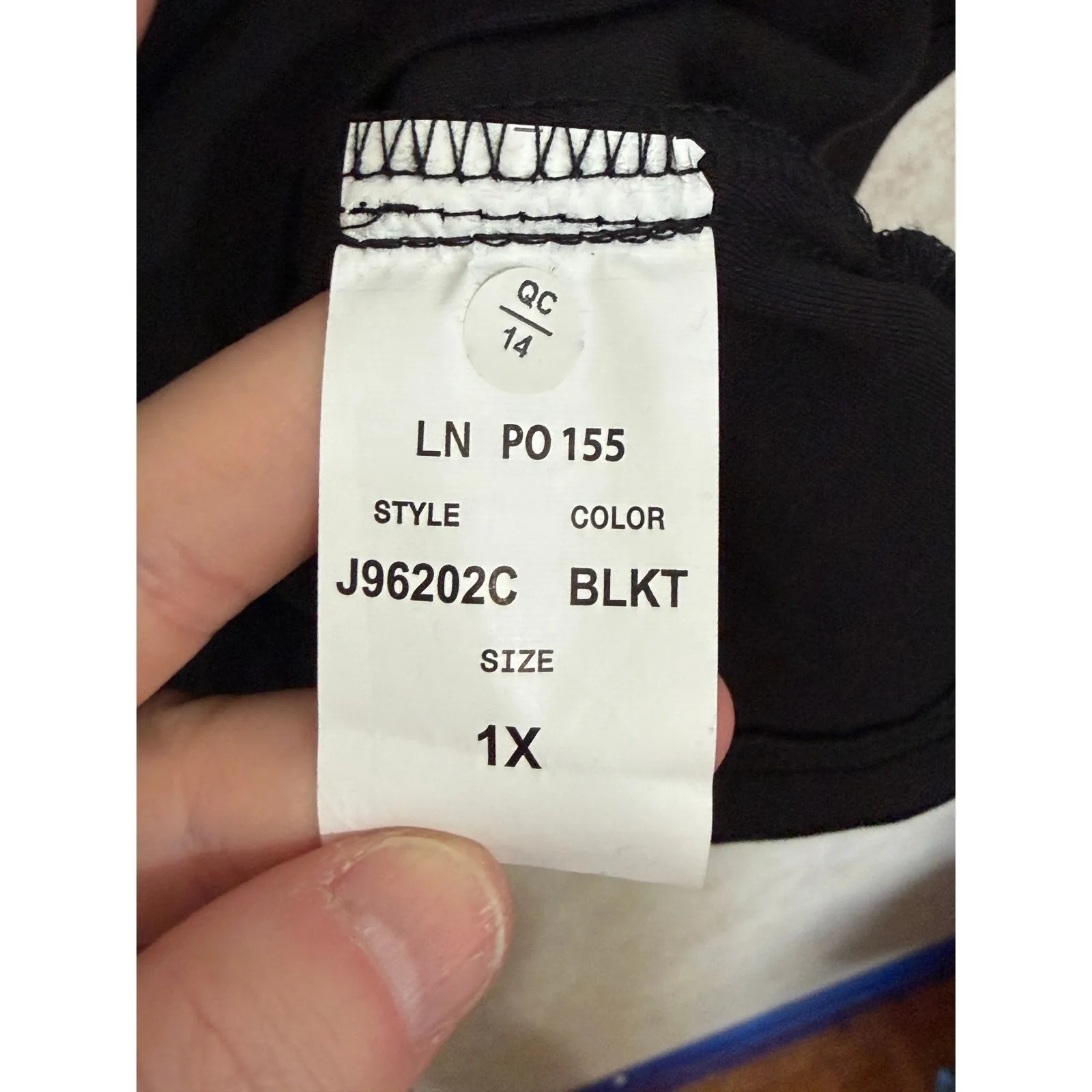 JAANUU Womens Black V Neck Scrub Top Short Sleeve 1X NWT Nursing Medical Office - Image 6