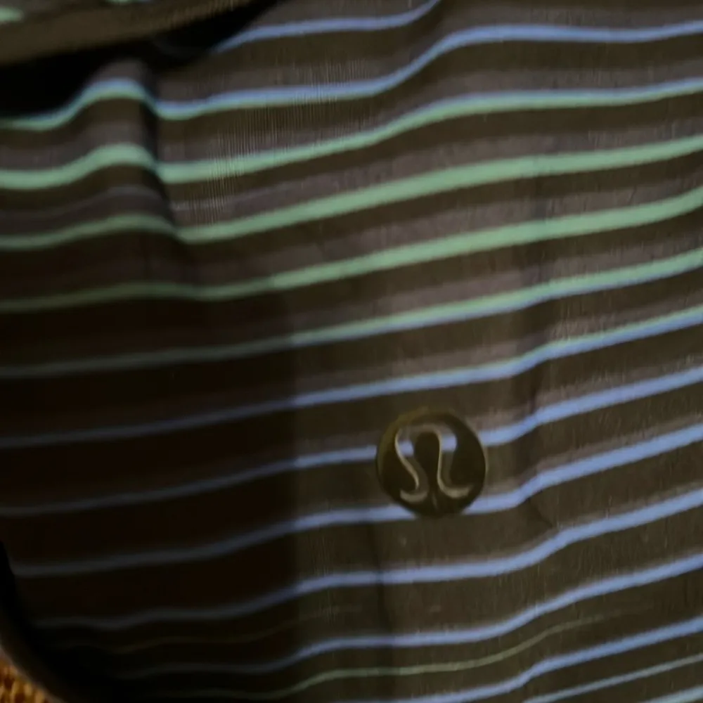 Stylish Blue Athletic Shorts - Image 3