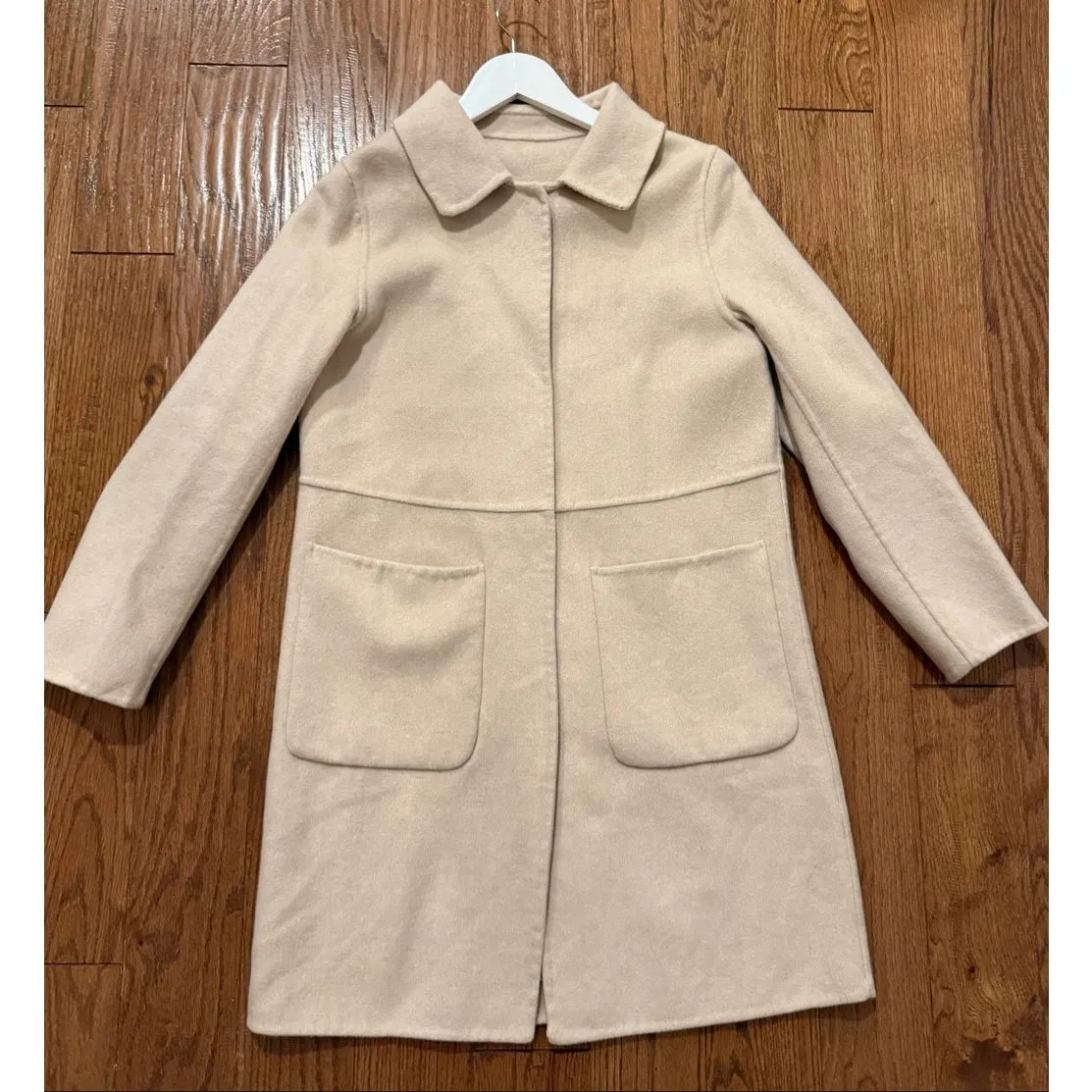 Collared beige wool blend lady jacket peacoat size small - Image 4