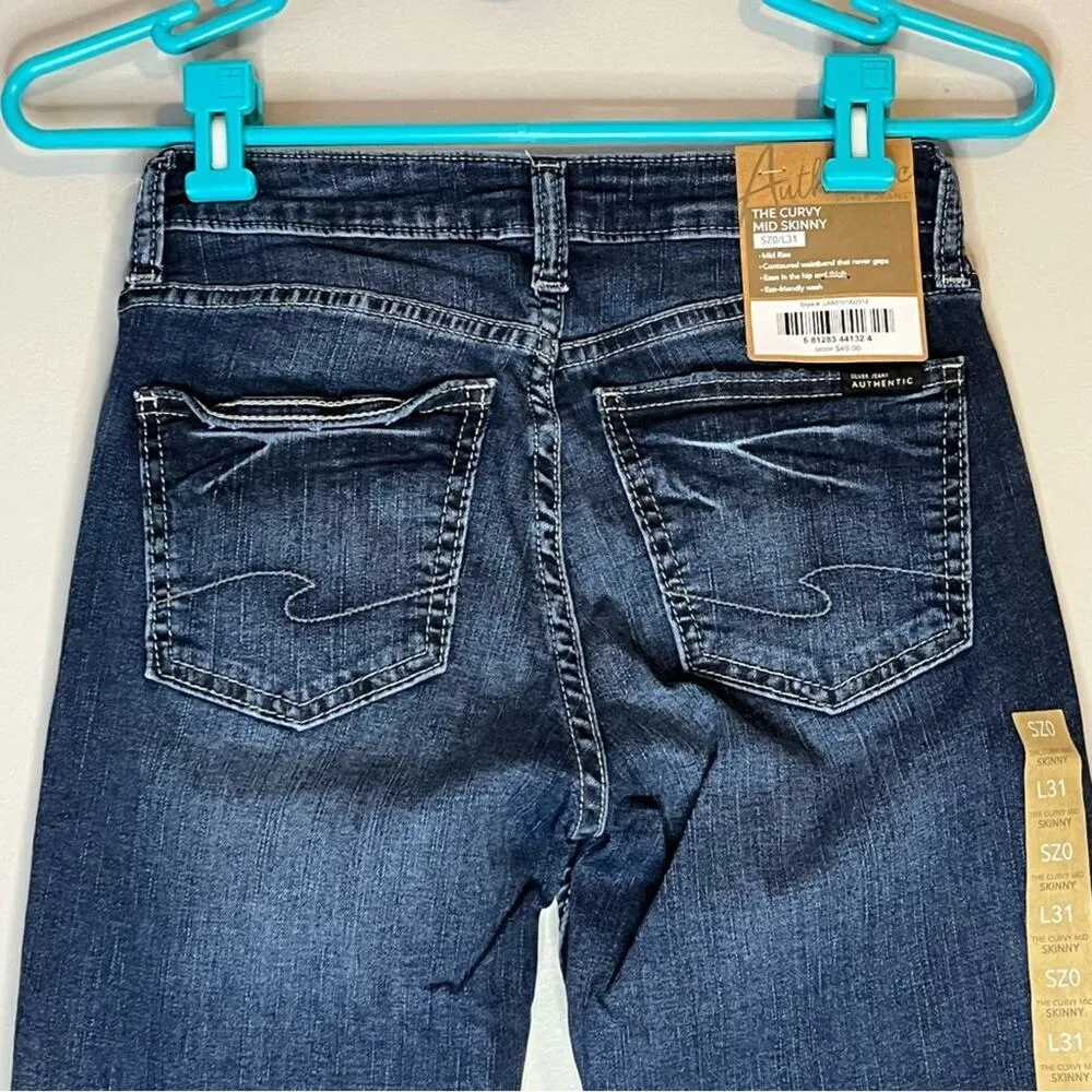 NWT! Silver Jeans Authentic The Curvy Mid Rise Skinny Jean Size 0 / L31 - Image 4