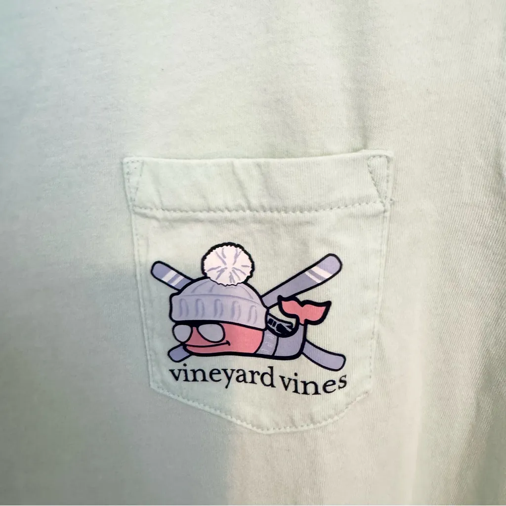Vineyard Vines Mint Apres Ski Lodge Champagne Whale Long Sleeve Shirt MEDIUM - Image 5