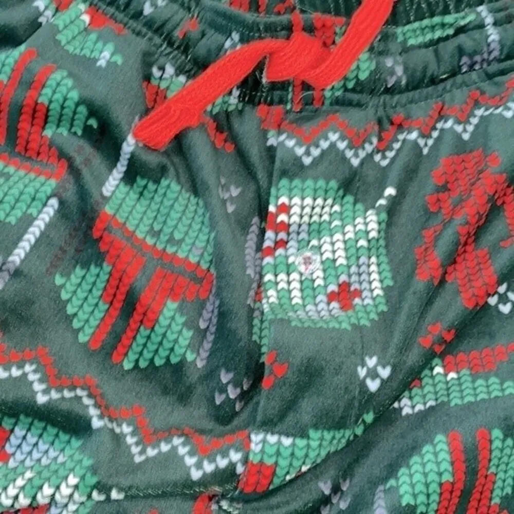 Star Wars Mandalorian pajama pants size medium - Image 4