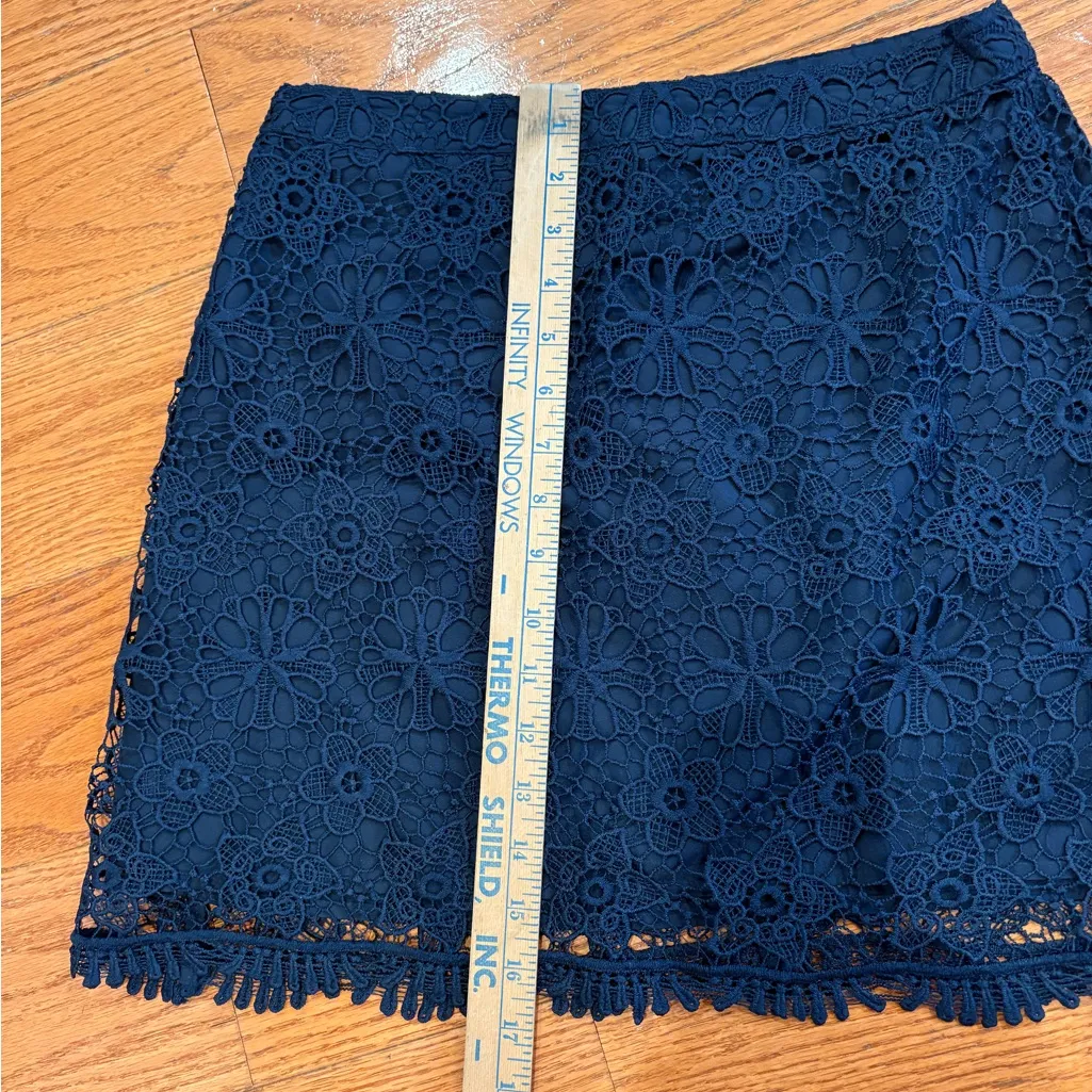 Hollister Navy Lace Mini Skirt – Floral Crochet Overlay - Size 2 – Y2K Romantic - Image 2