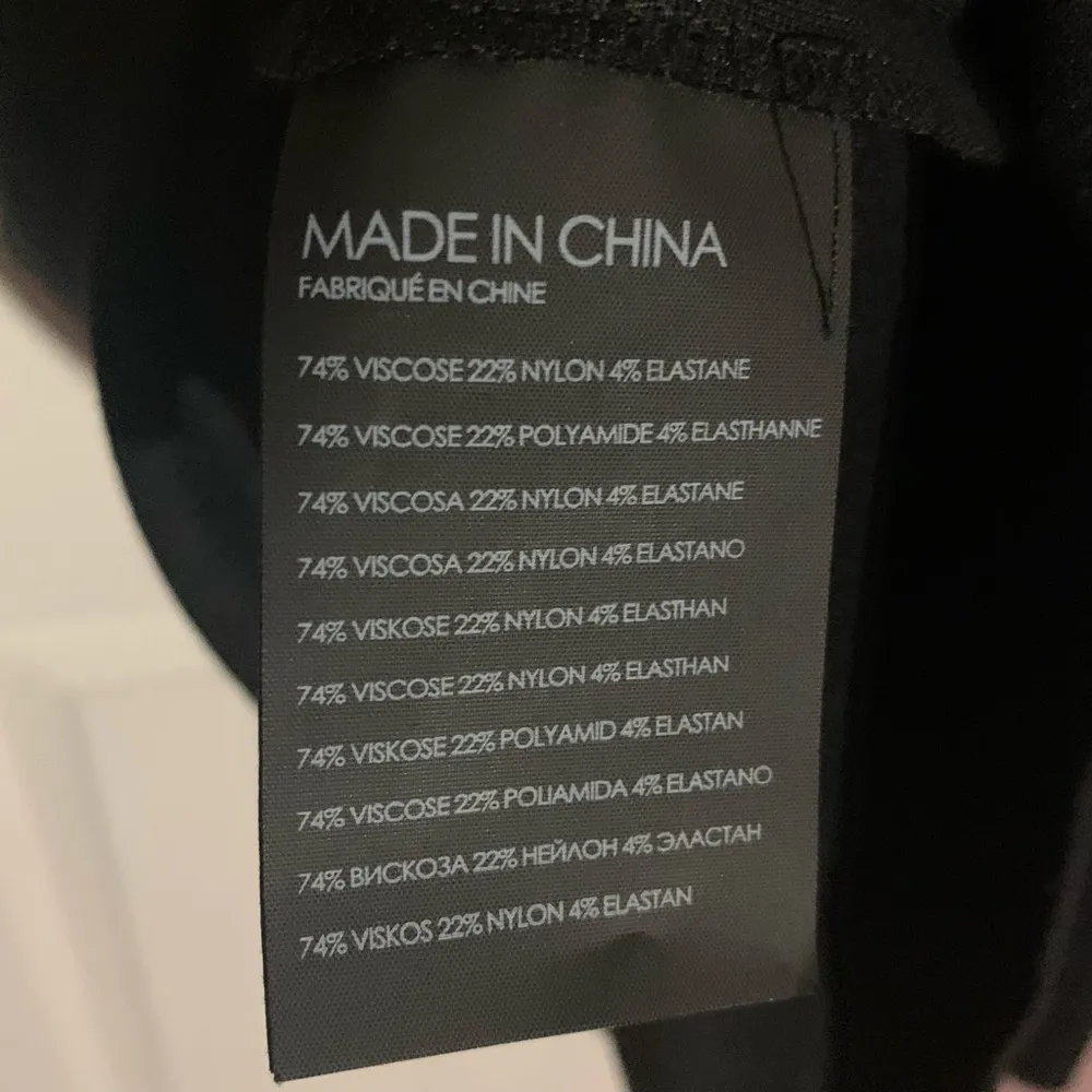 CLUB MONACO Black Bell Sleeve Dress, Sz 8 NWOT - Image 4