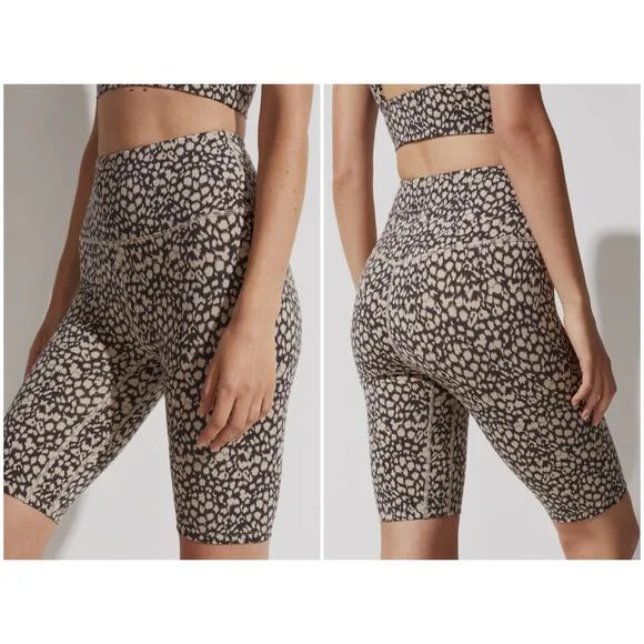 Varley Let's Move Biker Short Tan Leopard Spot Size XS Pilates Yoga Gym Hi Rise - Image 2