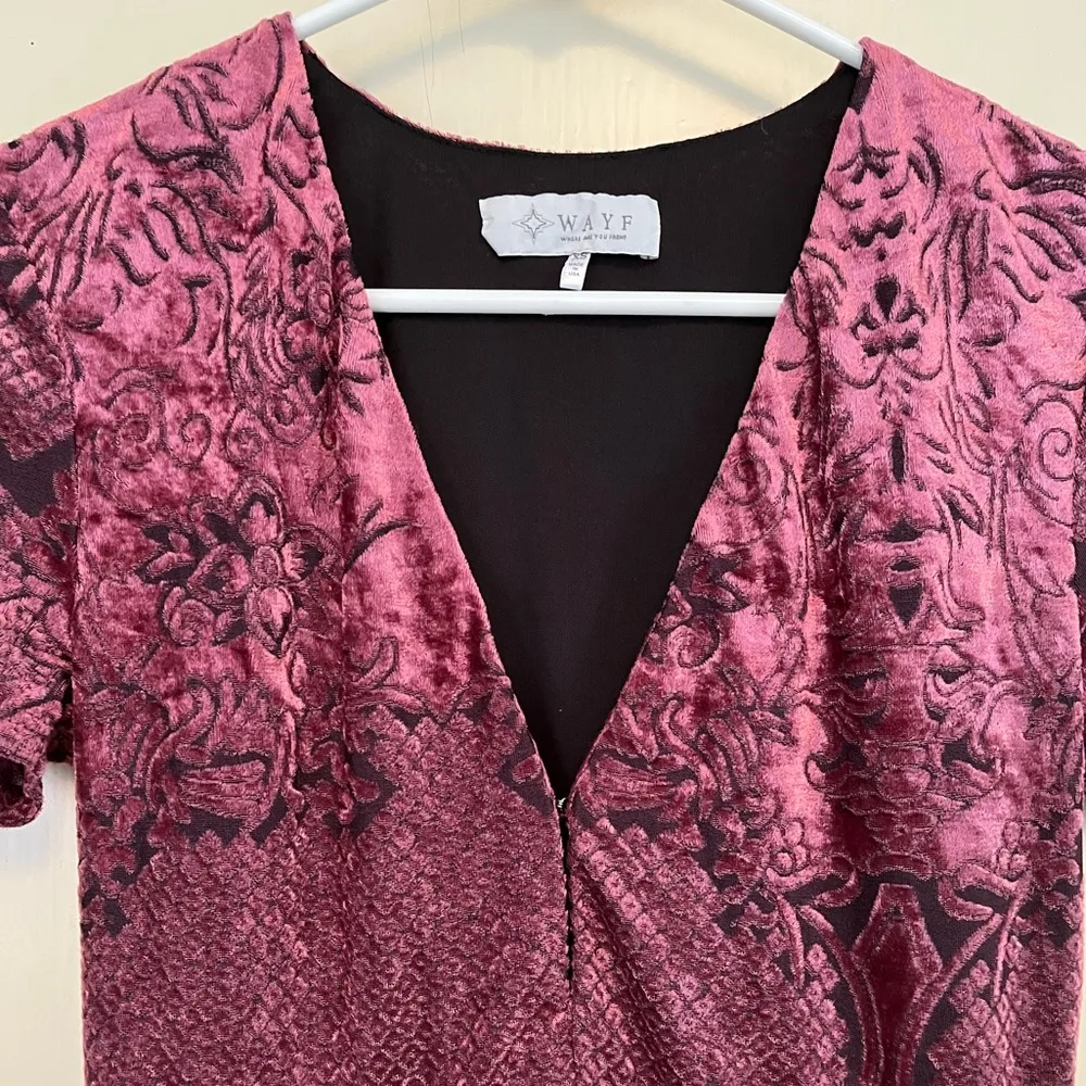 Never worn: WAYF Maroon V neck dress - Image 3