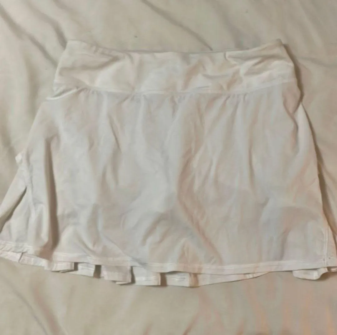 Lululemon White Ruffle Tennis Skirt - Image 2