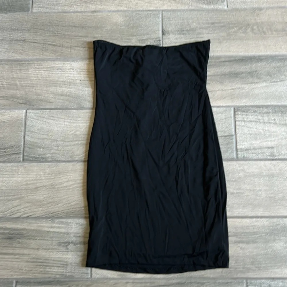 Forever 21 black tube dress with rhinestone belt - Image 4