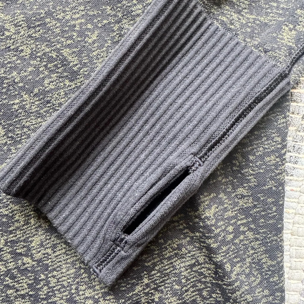 Lululemon Rest Less Pullover Size 4 - Image 6