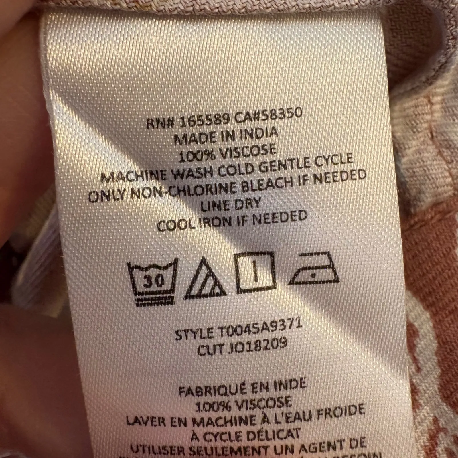 Joie Renae Canyon Rose Multi Ikat Print Tie Neck Smocked Waist Top XS - Image 8