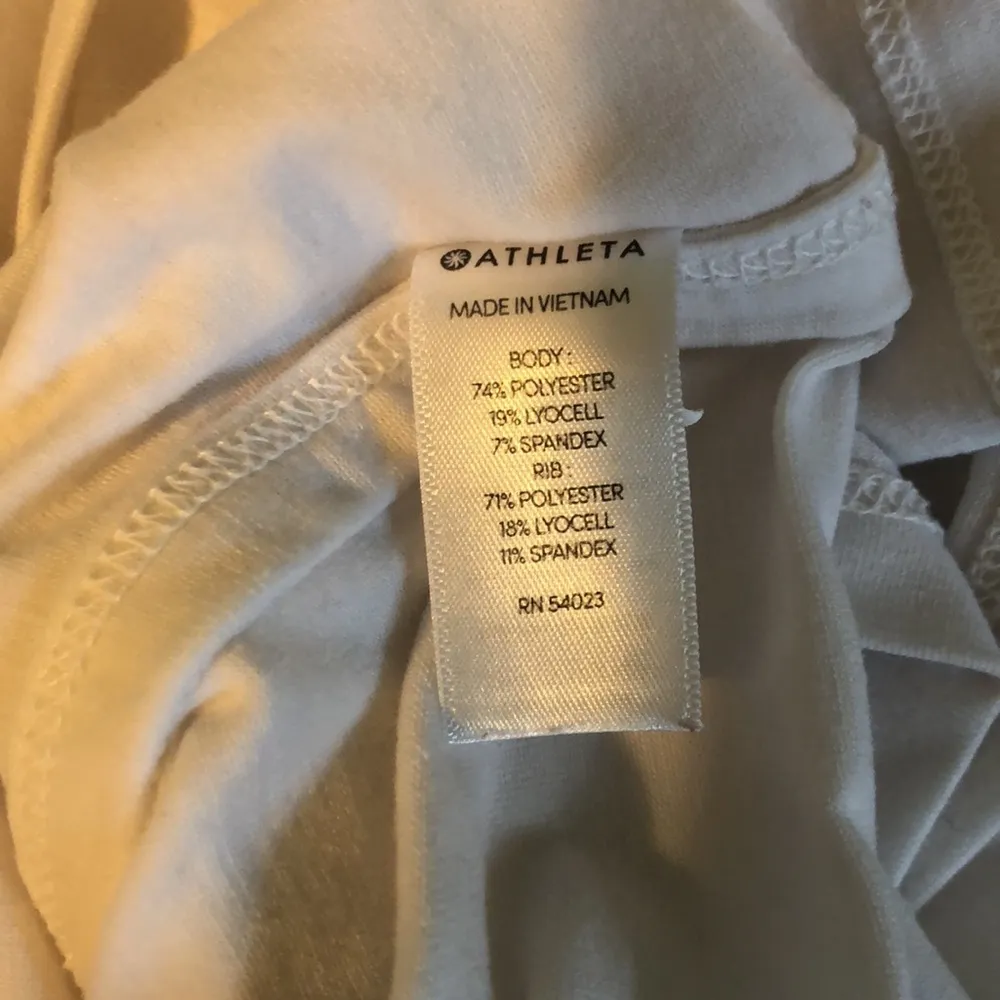 Athleta Essence Hooded Cowl Neck Long Sleeve Tunic Sz. White ThumbHoles Running - Image 6