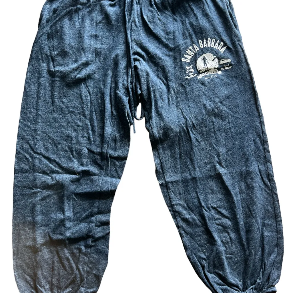 Women’s size M navy blue Santa Barbara,‎ California lightweight short joggers Size M - Image 3