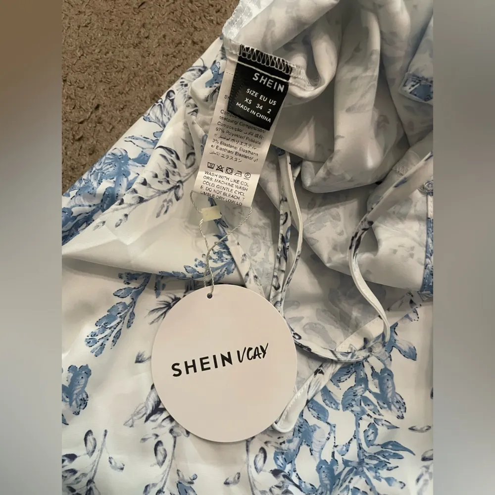 NWT Shein VCAY Full-Print Cross Back White and Blue Floral Pattern Romper - Image 10