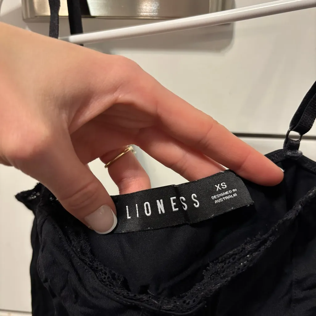 Lioness Black Lace Trim Tank Top - Image 4