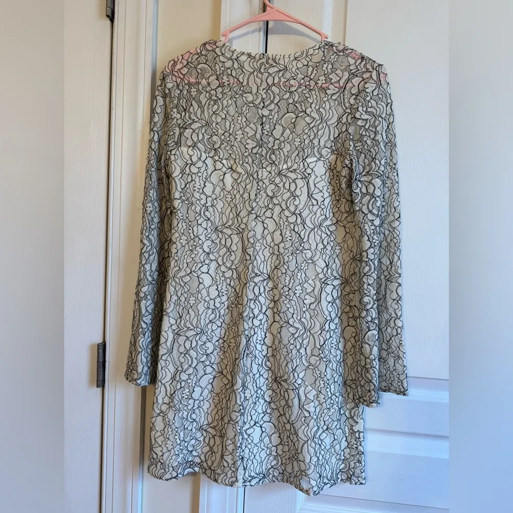Lace long sleeve dress Size XS - Image 4