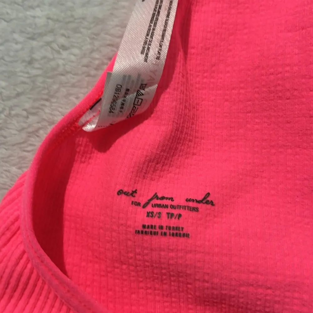 New Urban Outfitters Out From Under Rushmore Seamless Polo Bra Top Neon Pink XS - Image 8