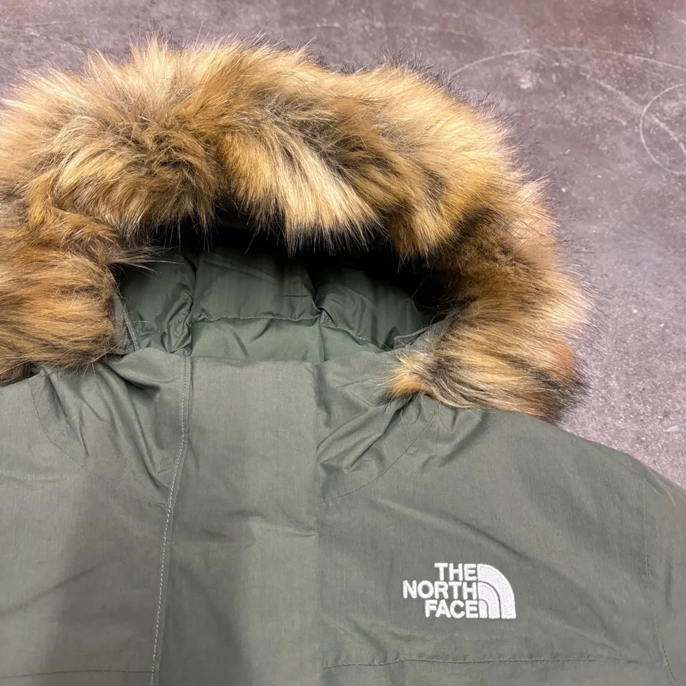 the north face women's Arctic parka color thyme NF0A4R2VNYC - Image 5