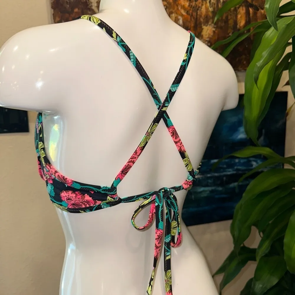 EUC beautiful lace Shade&Shore top BIKINY black and multicolor flowers SZ 34DD - Image 3
