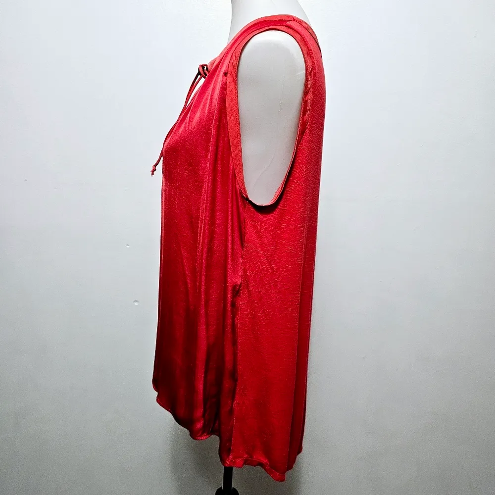 Sweet Gray Red Satin Mixed Media High Low Hem Sleeveless Blouse Size Large - Image 3