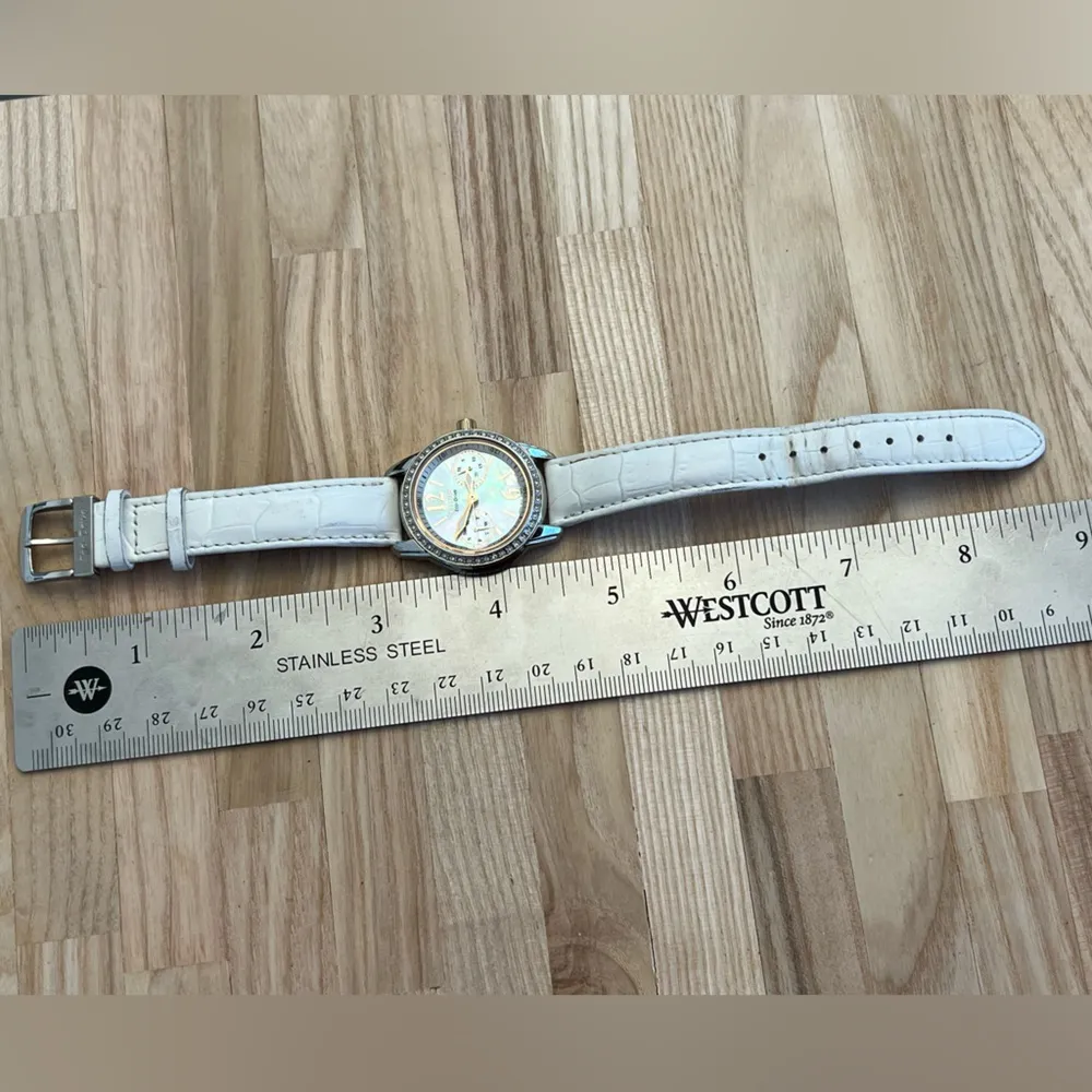 Citizen Eco-Drive Ladies Watch Crystals Pearl Dial Stainless and Rose Gold Dial - Image 13