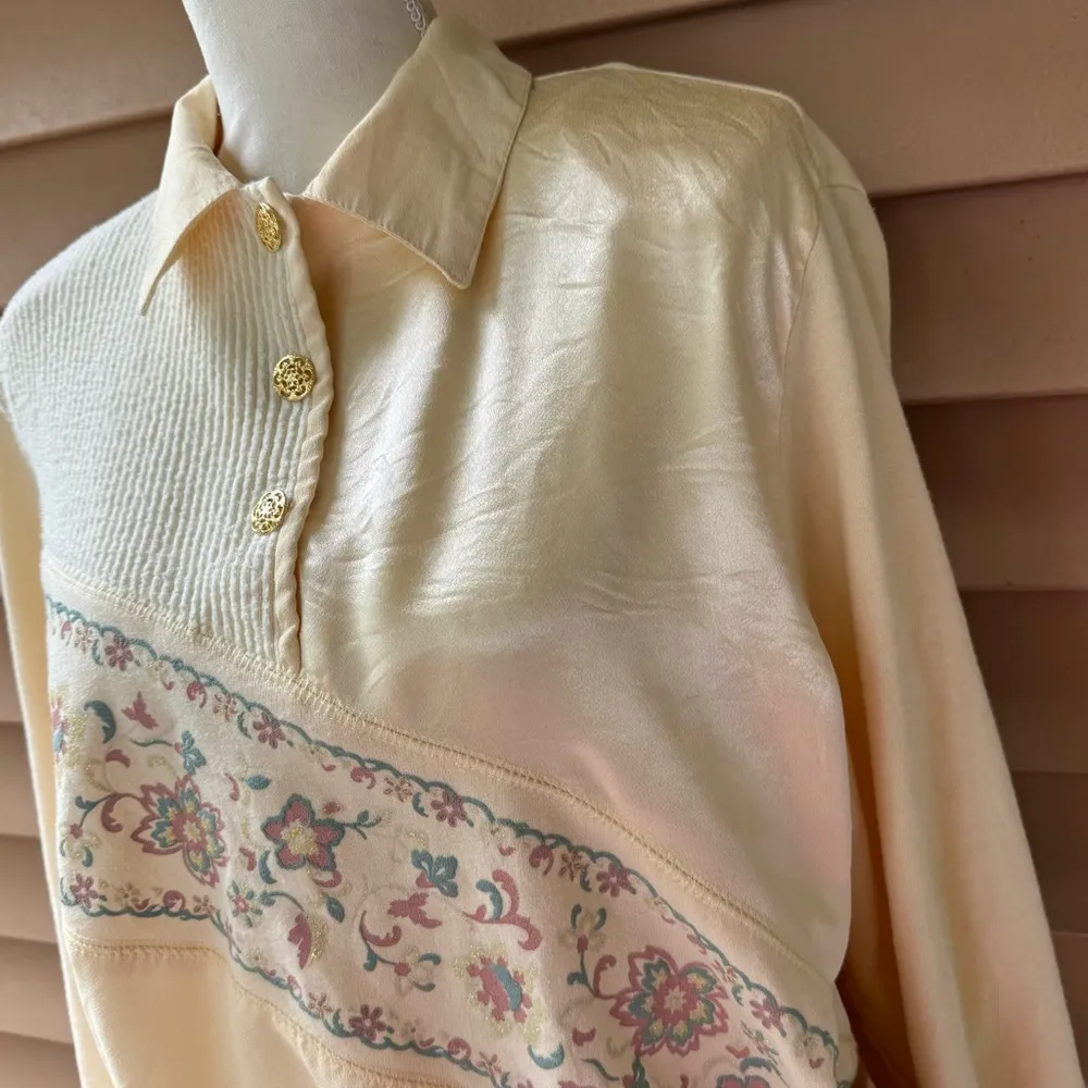 Teddi vintage grandma long sleeve sweater size large floral yellow - Image 7