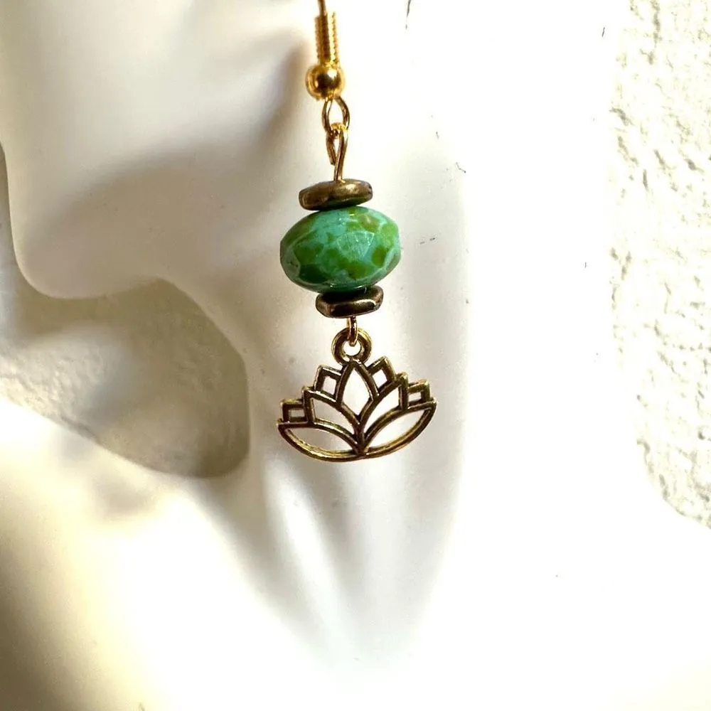 Gold tone green lotus drop earrings - Image 6