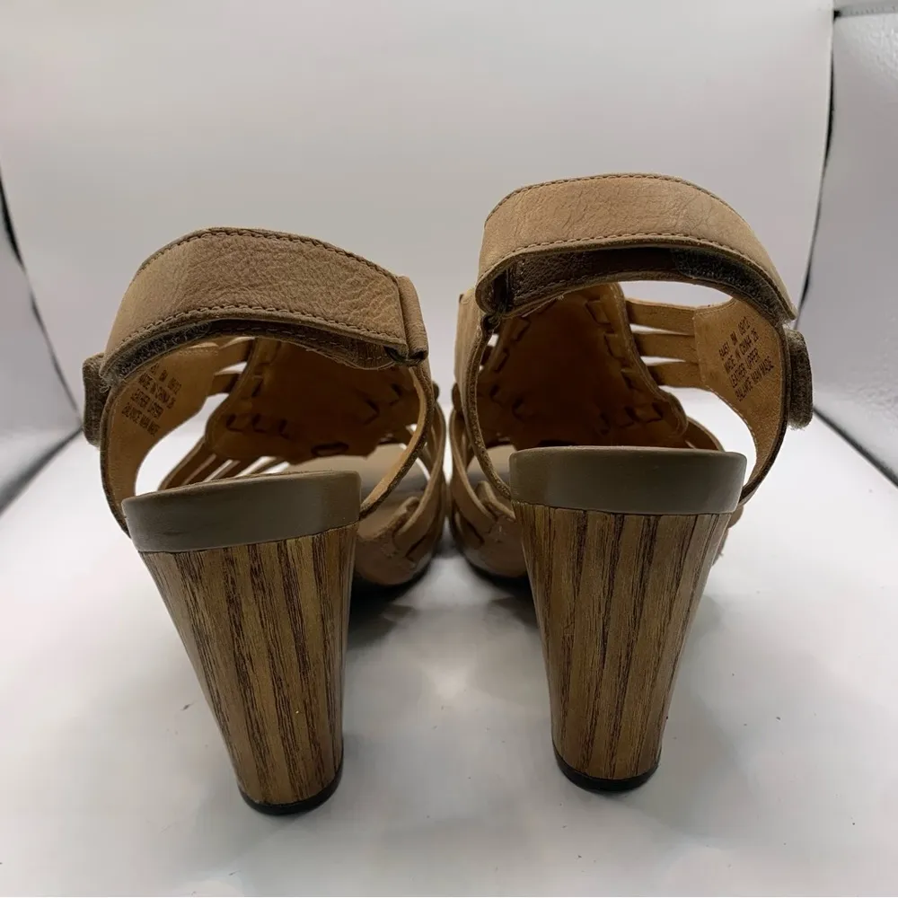 Clarks Women's Clarks Rosa Central Sandal size 8M F12 - Image 6