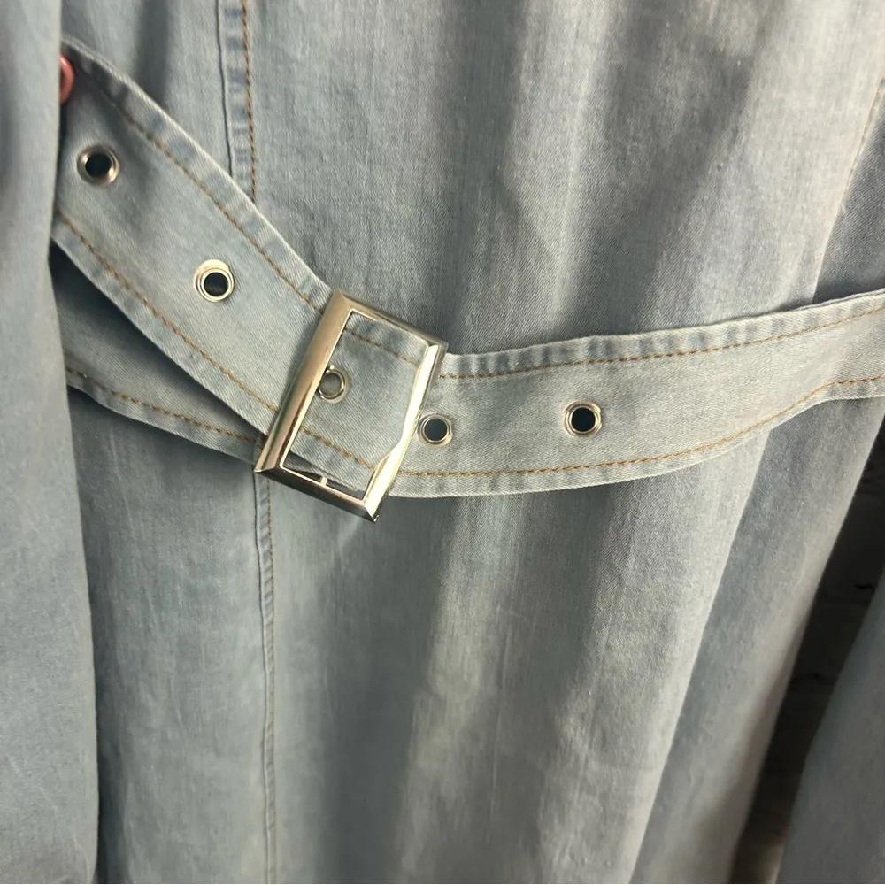 Boutique denim retro belted dress light wash puffy sleeve funky y2k vibes Small Blue - Image 9