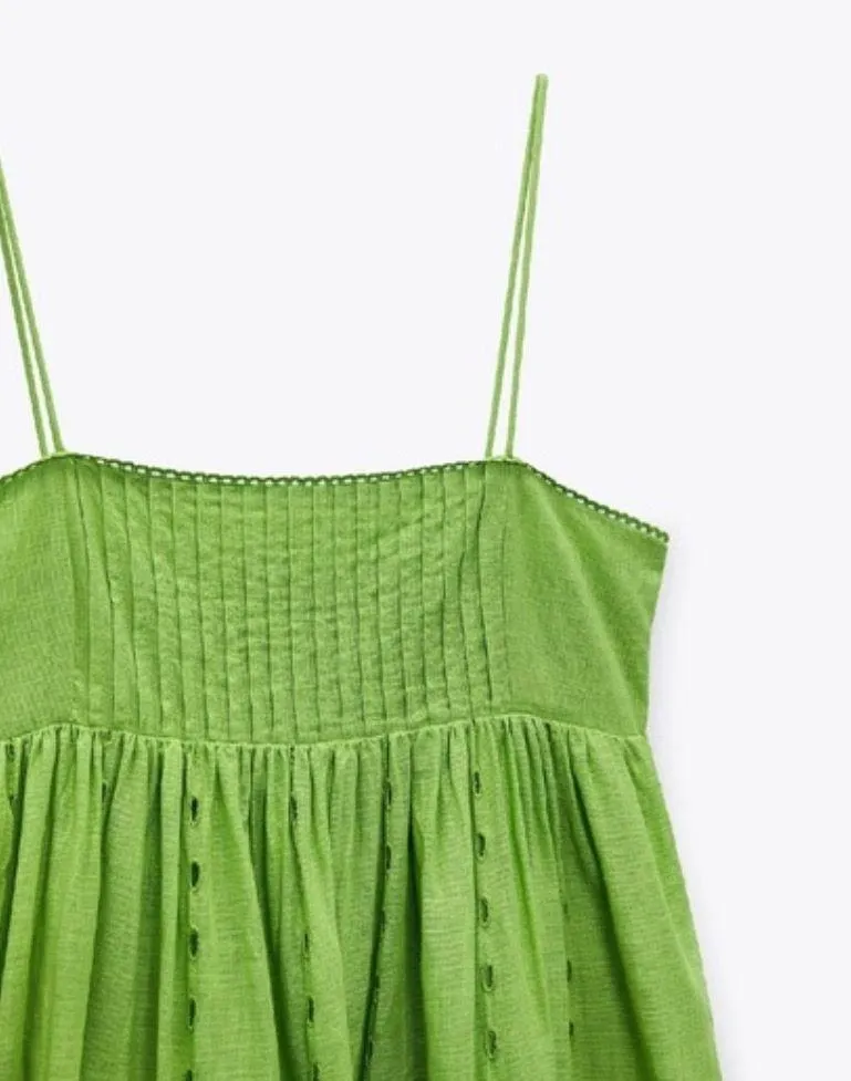 Green Dress - Image 2