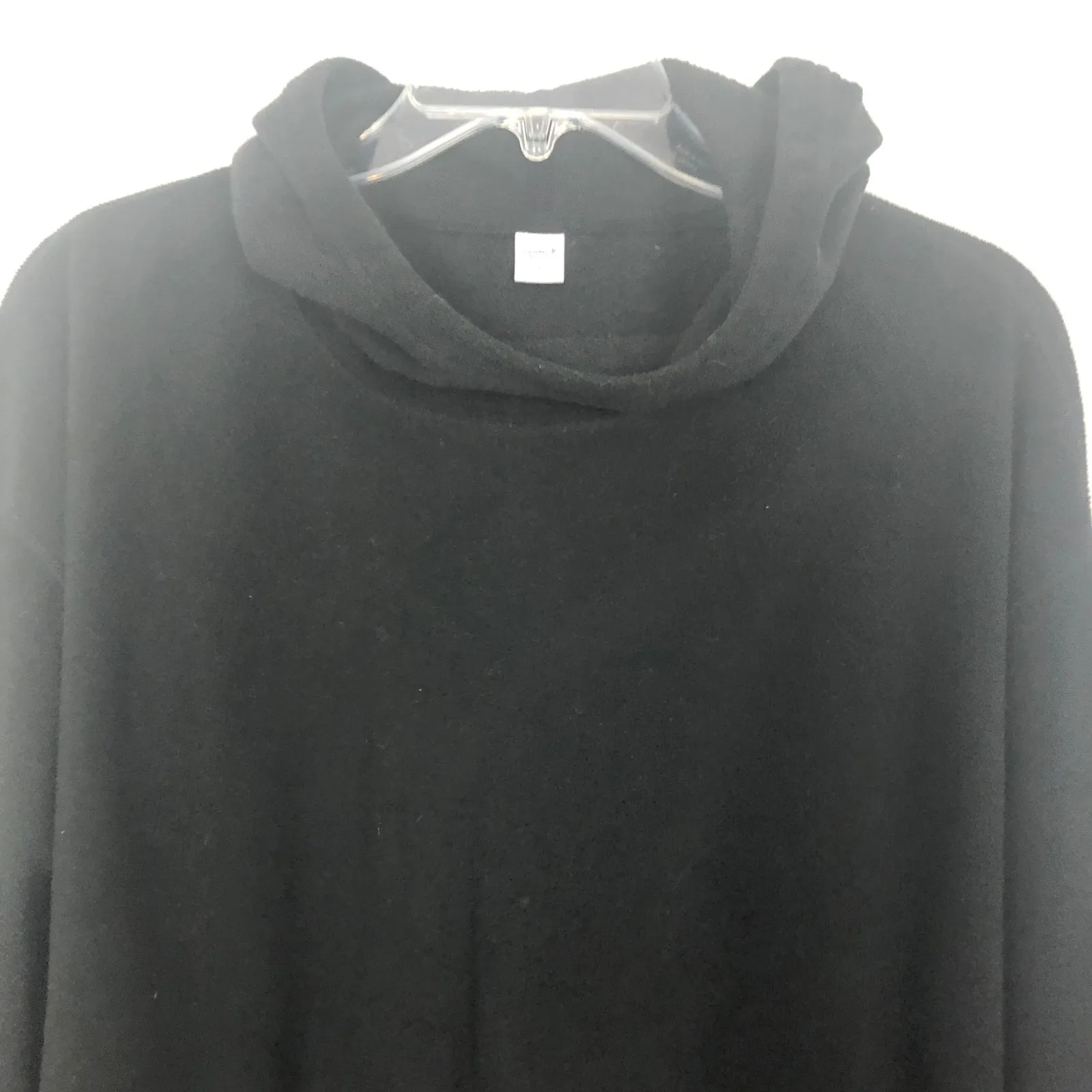 Old Navy Active Women's Hooded Black Sweatshirt Size Large - Image 3