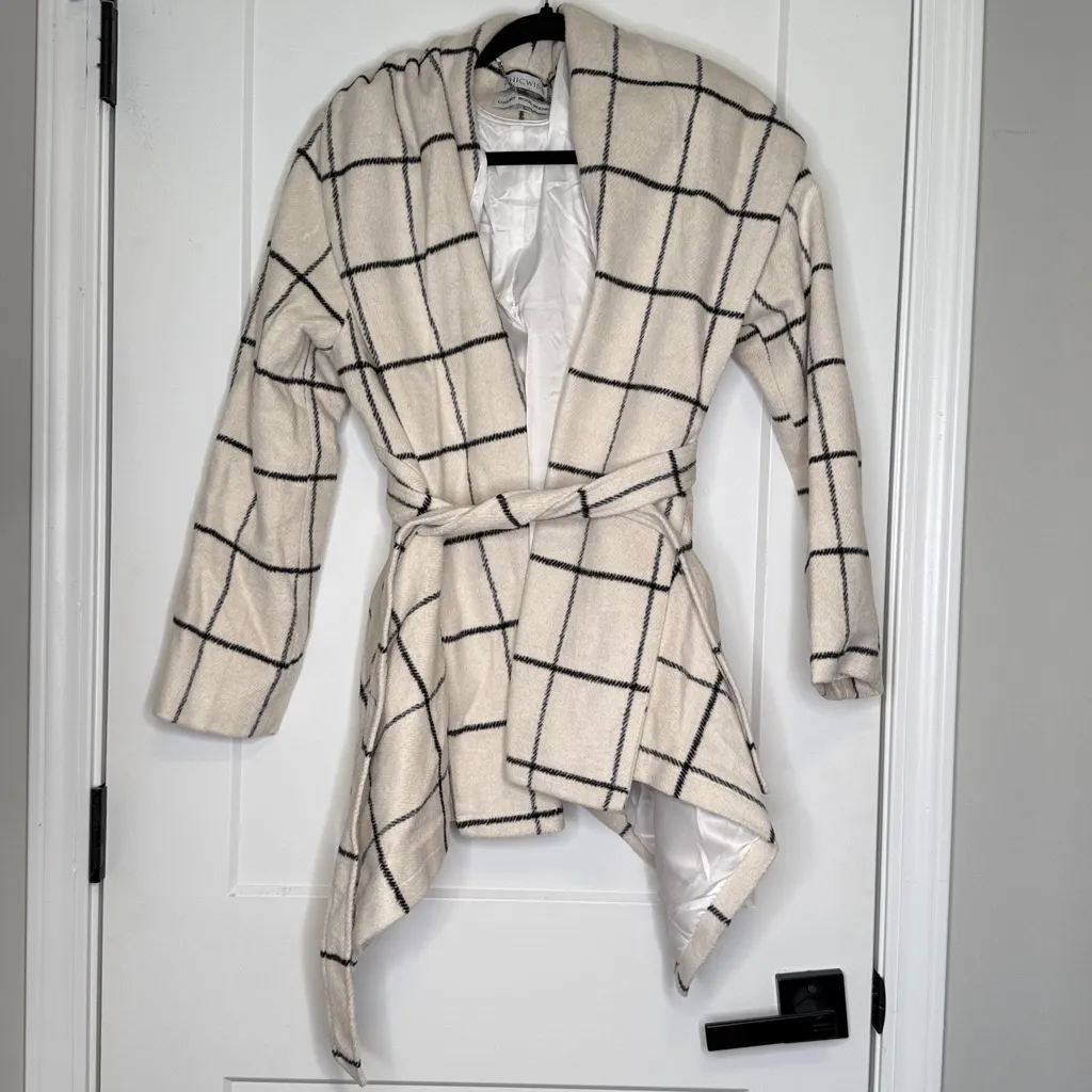 Chicwish  Prairie Grid Rabato belted Coat in White - Size Large - Image 3