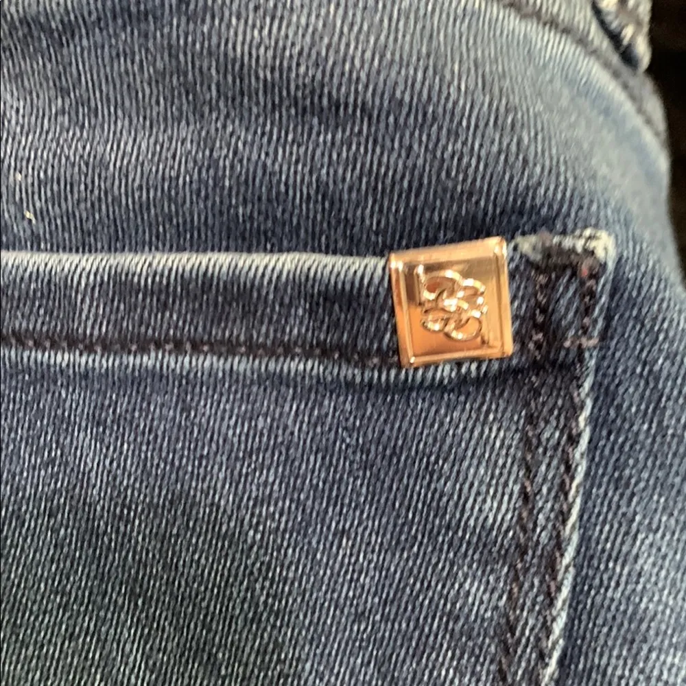 Women's Vintage Bebe Stretch Skinny Jeans with Red Zipper Accents Size 26 - Image 5