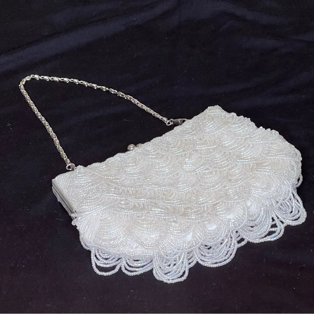 Beaded Evening Party Wedding White Handbag Purse Chain Strap Kiss Lock Closure White - Image 15