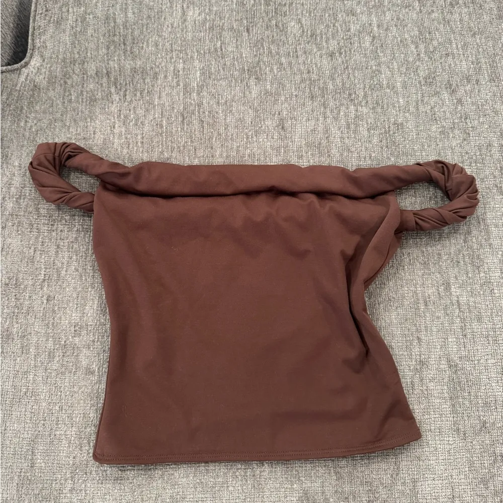 PEPERMAYO Safiya Elegant Brown Off-Shoulder Women's Top🤍 - Image 3