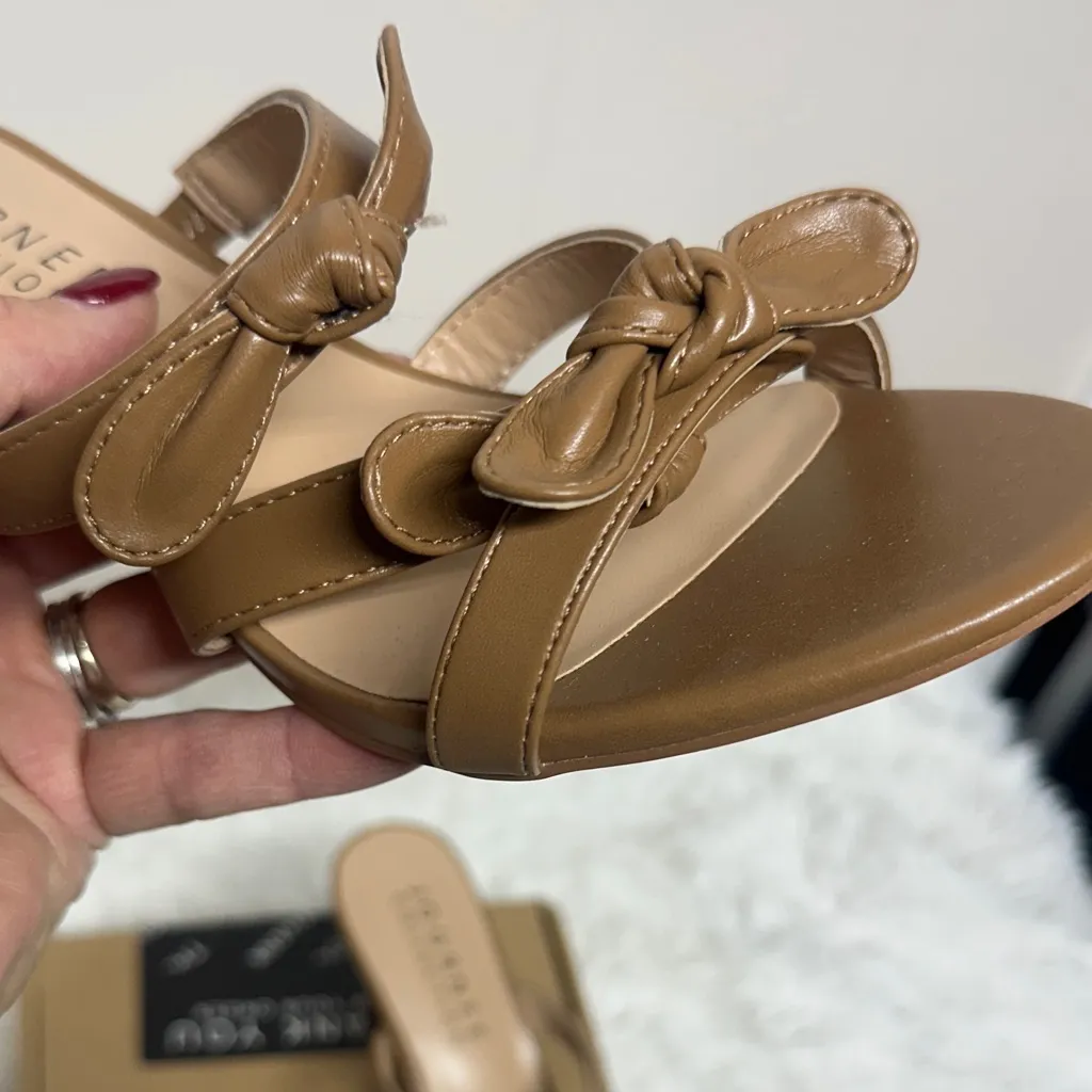 Journee Collection  Tan Bow Sandals - Image 4