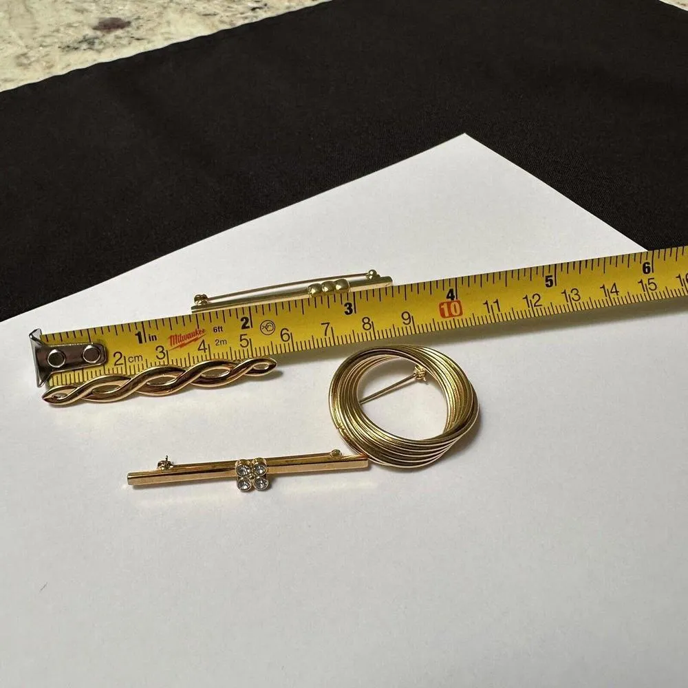 Lot Of 4 Gold Tone All Signed Brooch Pins Avon Napier 2 Monet - Image 6