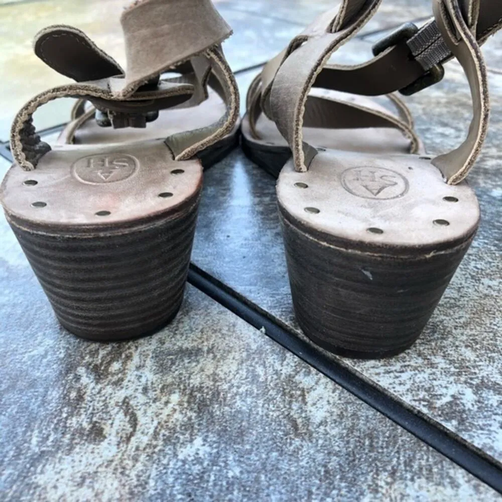 Ash Taupe Orchid Wedge Strappy Sandals Sz 6 Nordstrom - Image 6