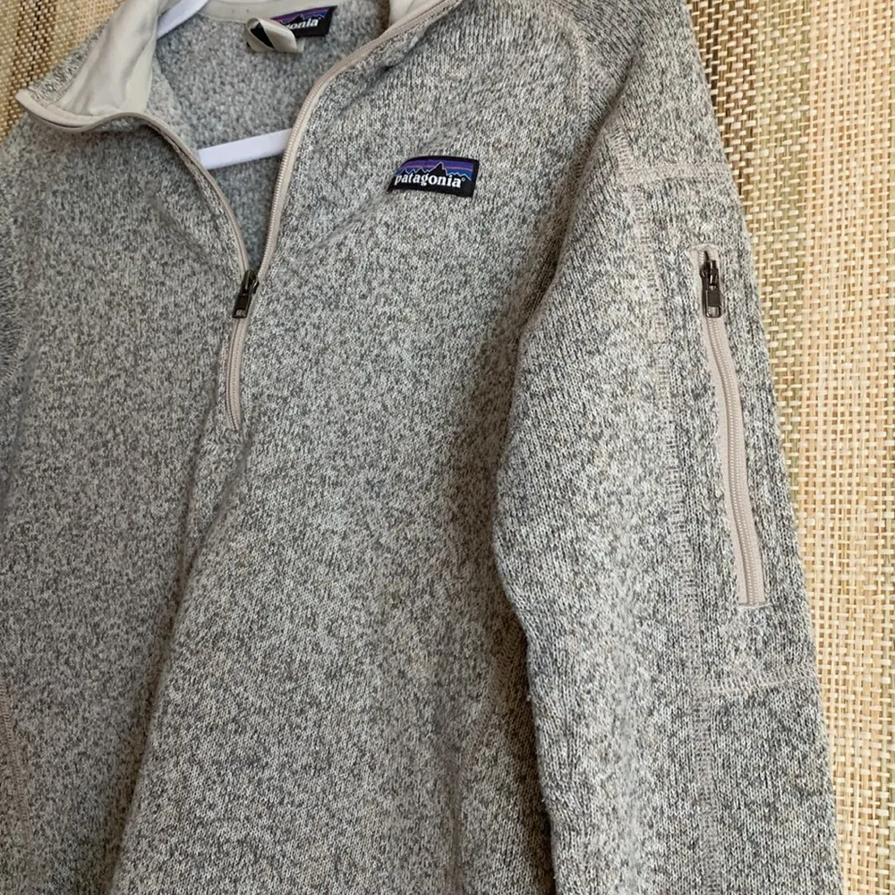 Patagonia Sweater Pullover Size Small Grey Women’s Style Outdoor Wear Top - Image 3